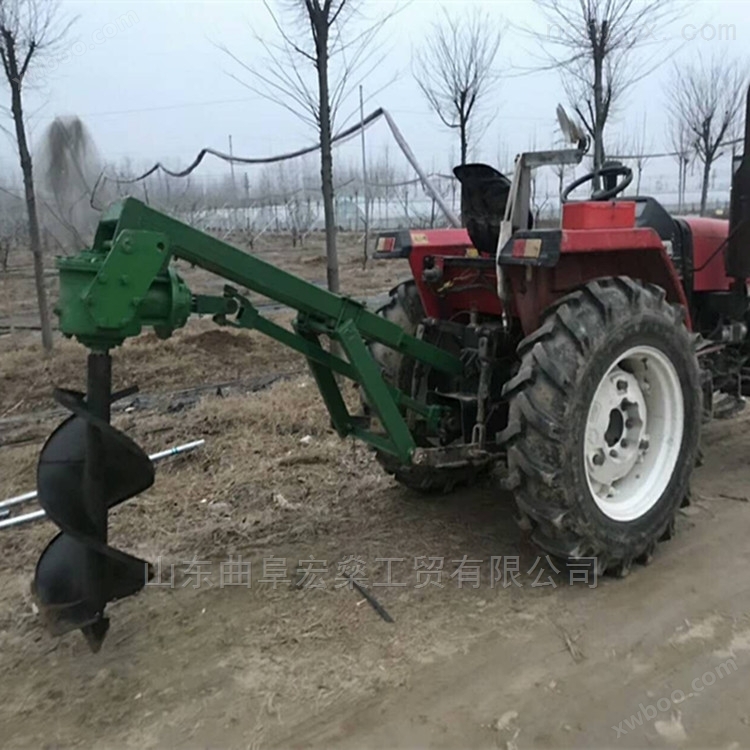 涡阳县拖拉机带动挖坑机