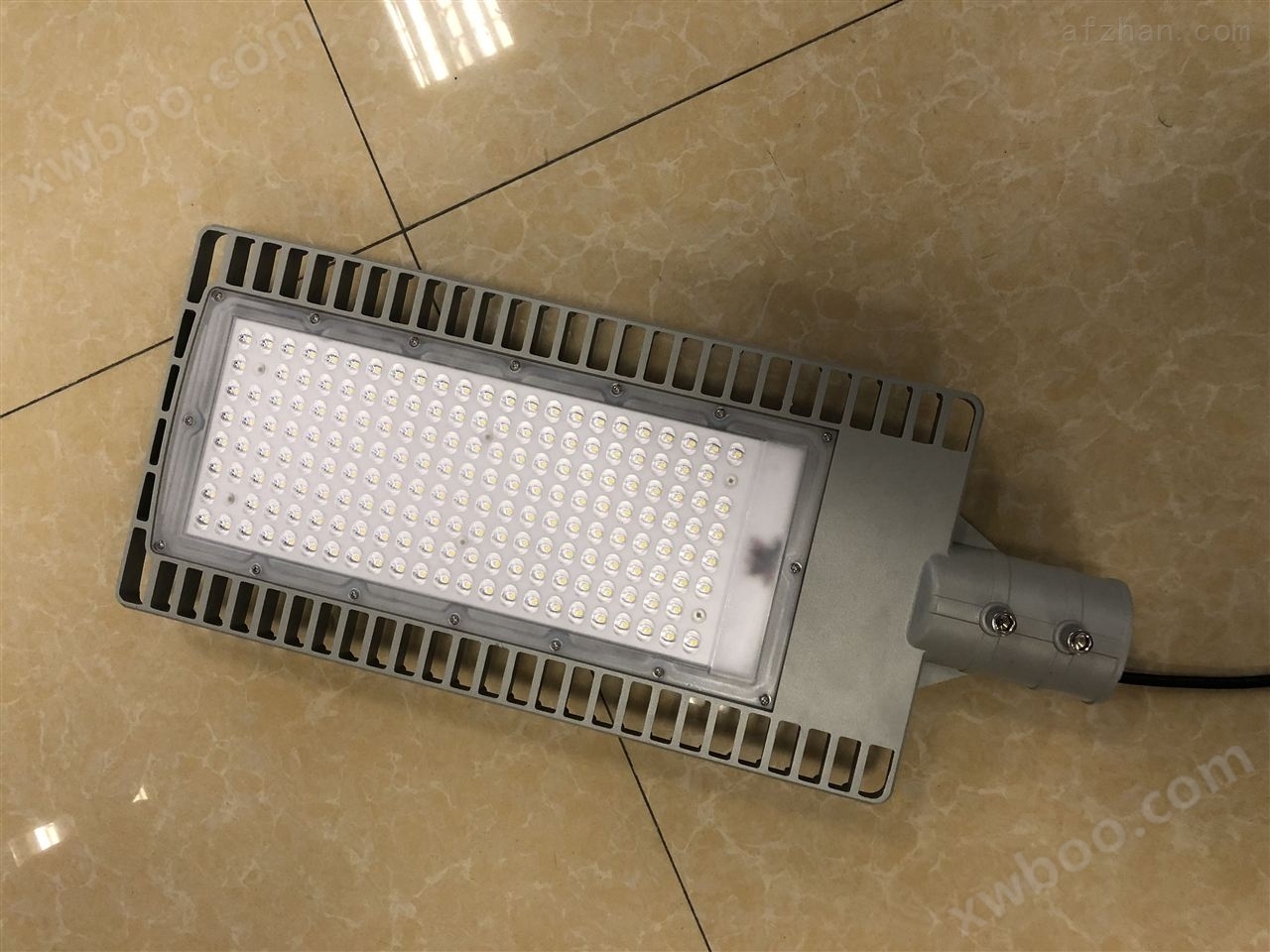 上海亚明ZD105 150瓦LED路灯灯头